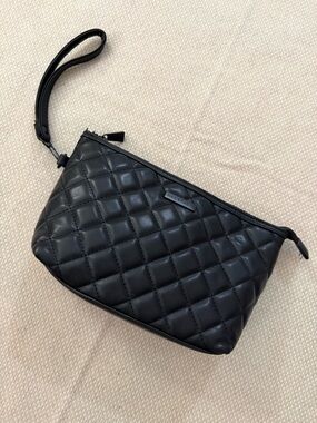 Max studio clutch